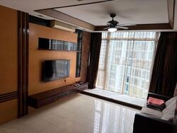 The Lakeshore (D22), Condominium #617896961